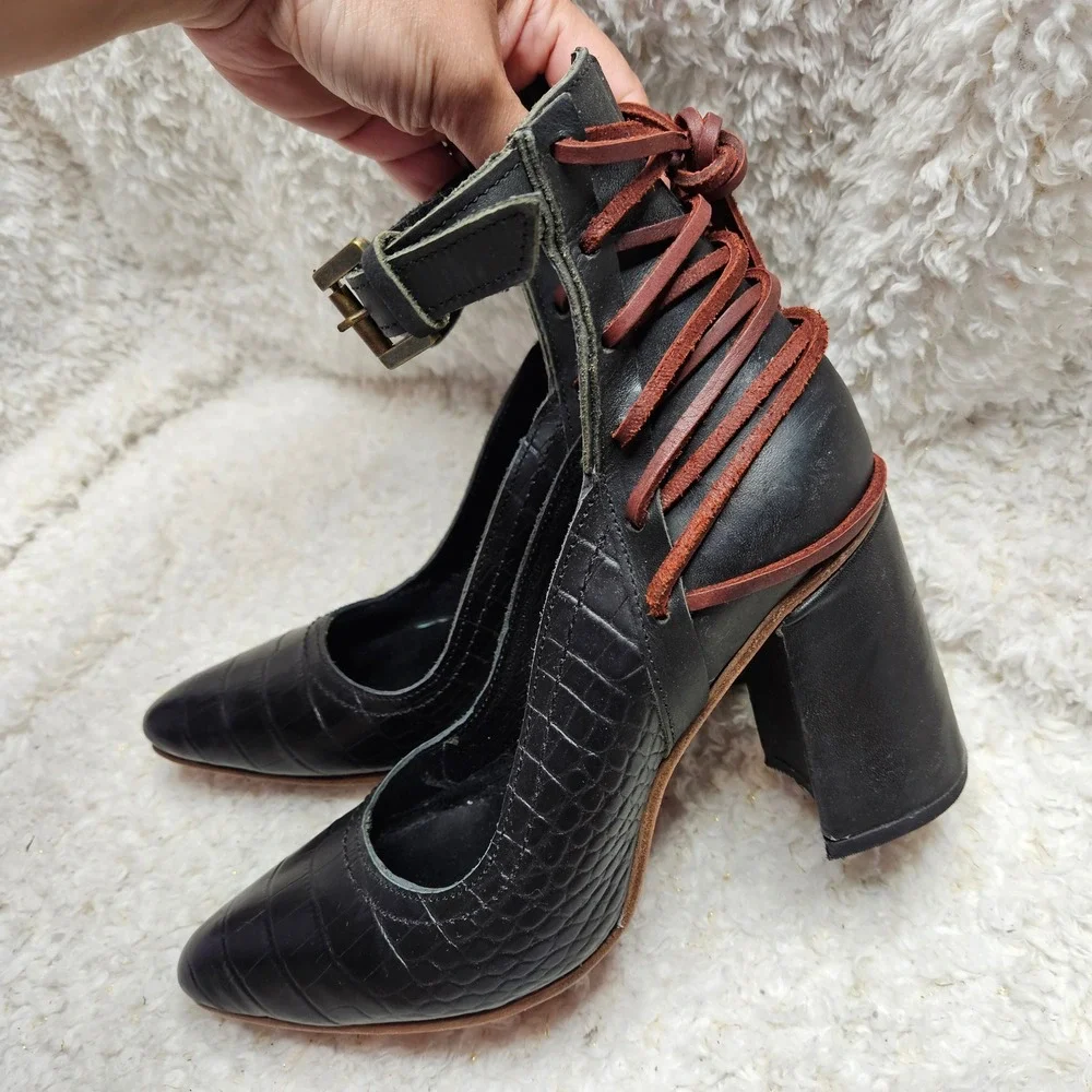 Freebird by Steven Jillian Leather Block Heel Pumps sz 10